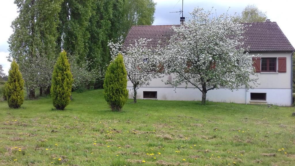 הוילה Saint-Amand-en-Puisaye Gite Du Vieux Charme מראה חיצוני תמונה